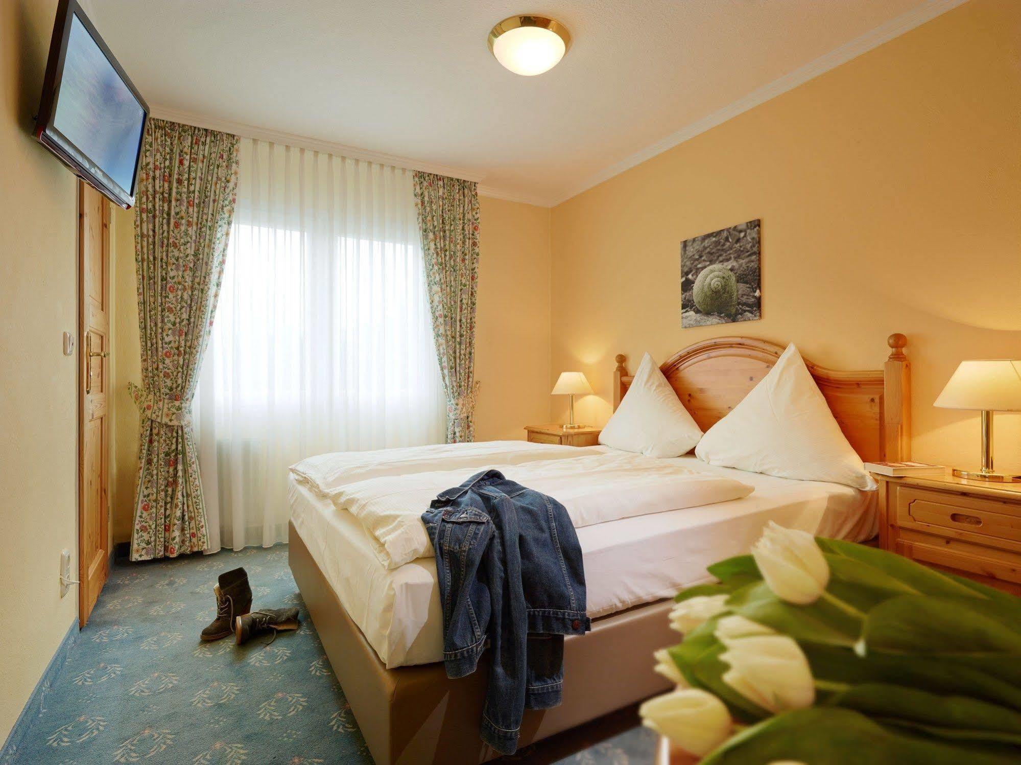 Ringhotel Boemers Mosel Landhotel Alf Exterior foto